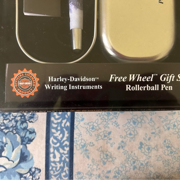 NWT. Harley Davidson rollerball pen set, by Waterman - Picture 4 of 6